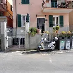 Casa Luigi Vernazza